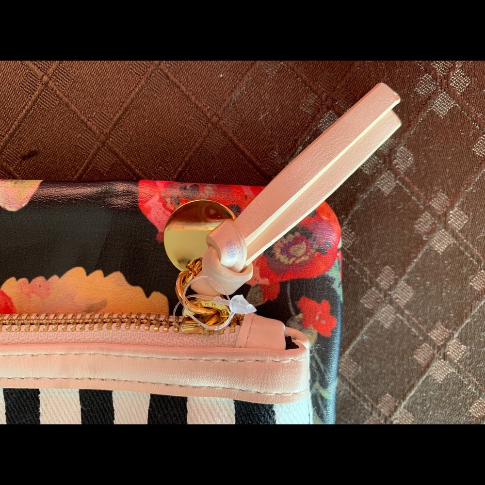 Summer Purse - Picture 2 of 4